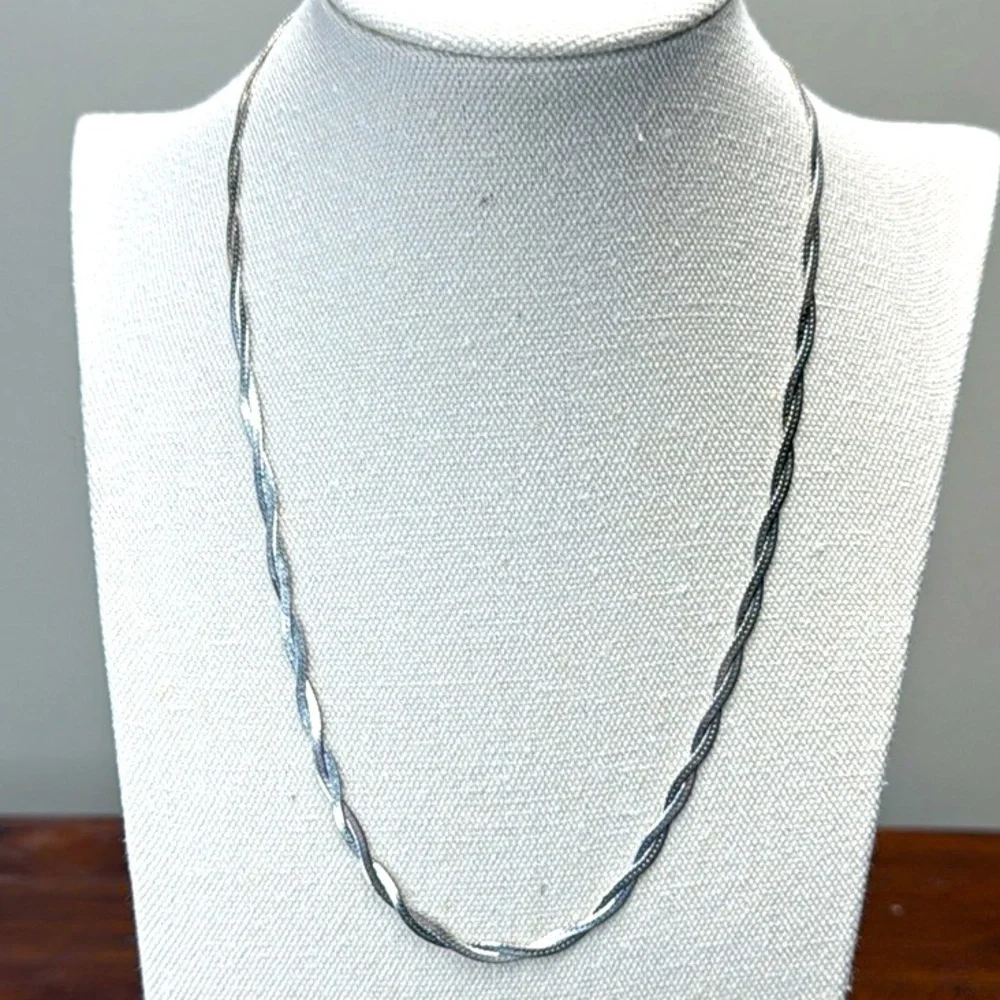 Vintage Sterling Silver Twisted Braid Herringbone Necklace